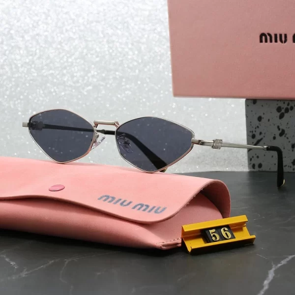 MIUMIU Eyewear - Óculos de sol geométrico com logo - Image 6