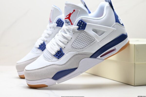 Nike Air Jordan 4 Retro - Image 2