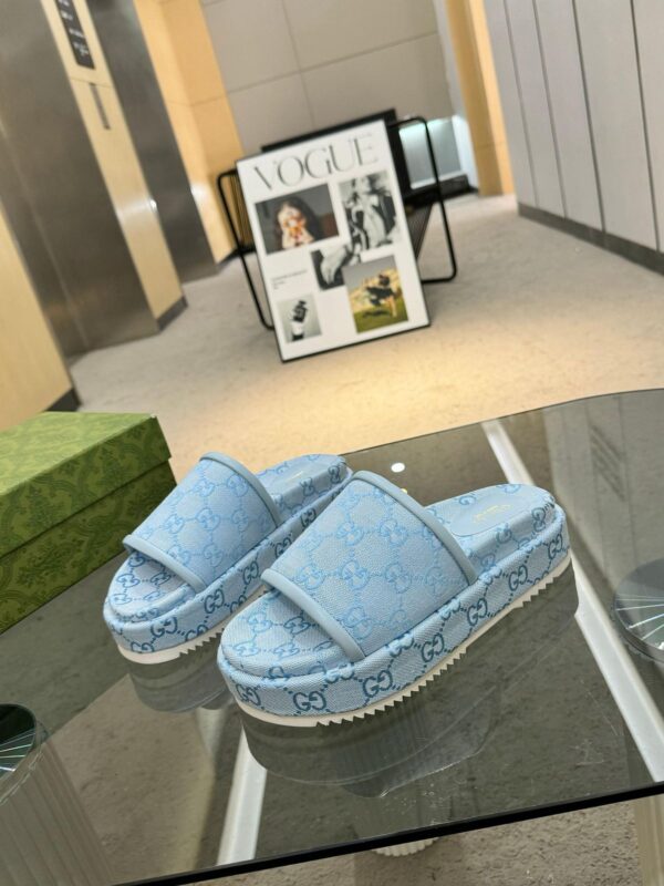 Slide Gucci - Image 14