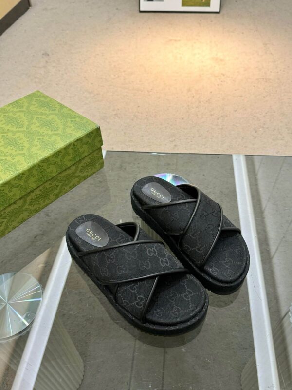 Slide Gucci - Image 3