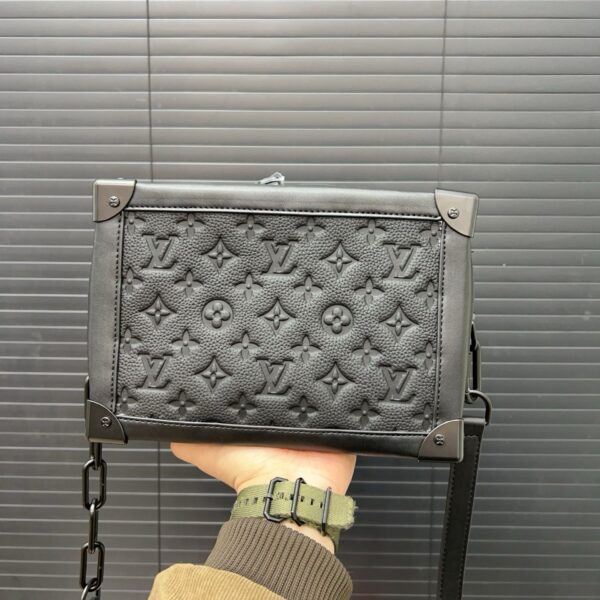 Bolsa Tiracolo Louis Vuitton Soft Trunk - Image 3