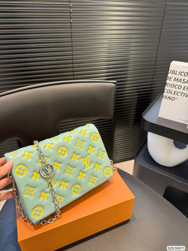 Bolsa Louis Vuitton Coussin - Image 7
