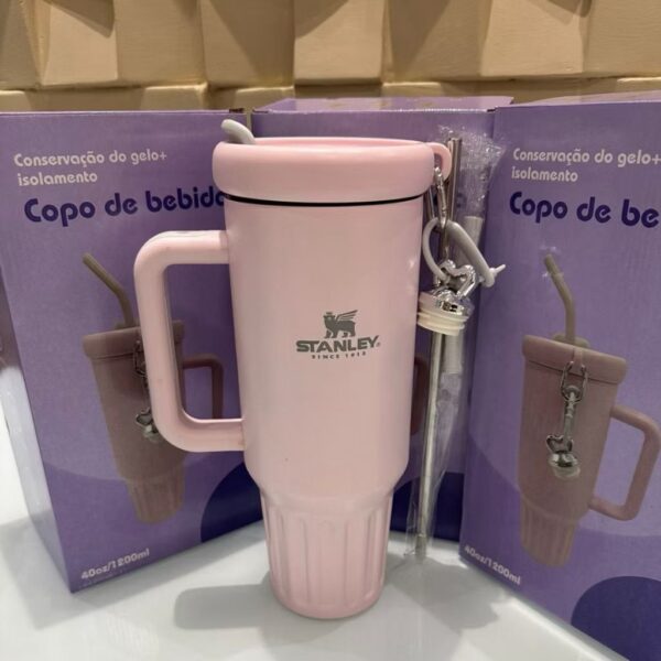 Copo Térmico com chaveiro Stanley - Image 5