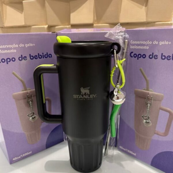 Copo Térmico com chaveiro Stanley - Image 7