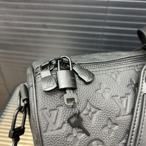 Mala Louis Vuitton Keepall - Image 22